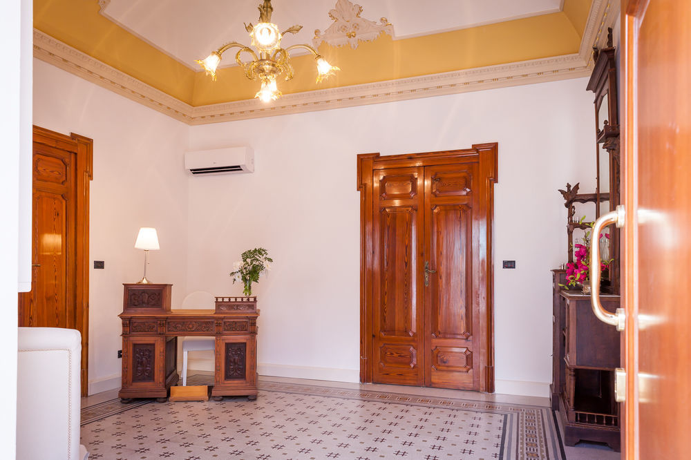 Bed and Breakfast Palazzo Montalbano à Scicli Extérieur photo