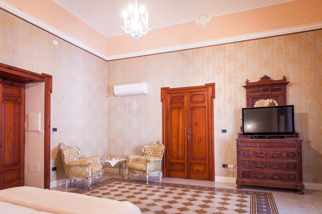 Bed and Breakfast Palazzo Montalbano à Scicli Extérieur photo